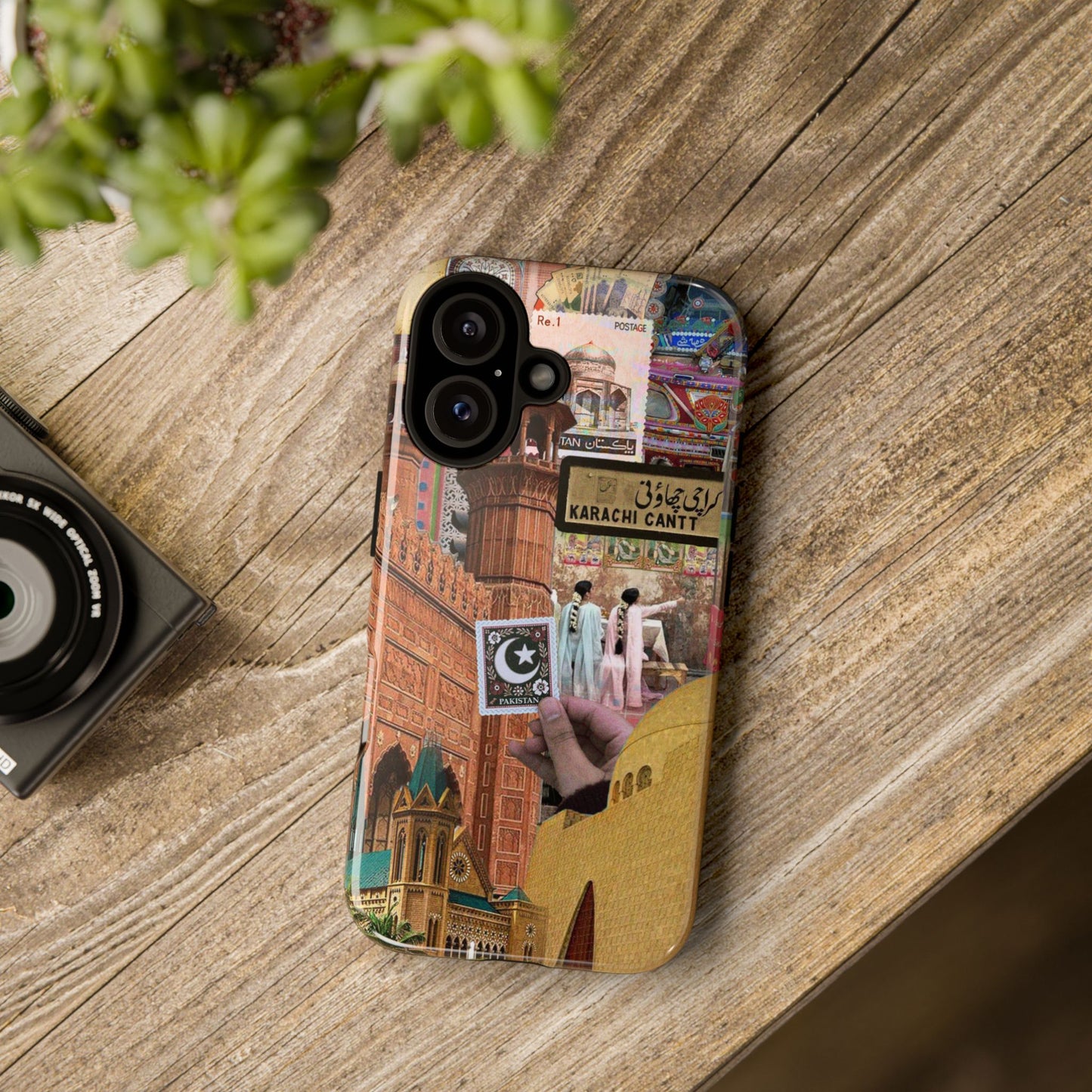 Postcard from Karachi – The City of Lights Phone Case
