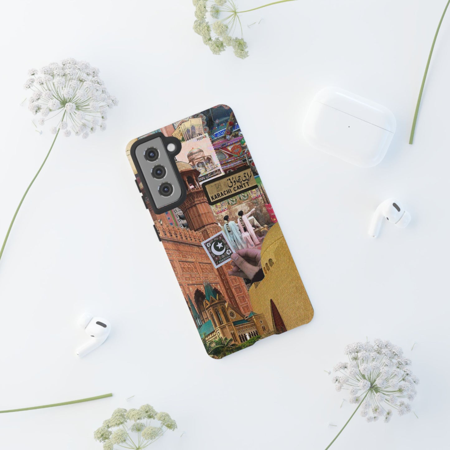 Postcard from Karachi – The City of Lights Phone Case